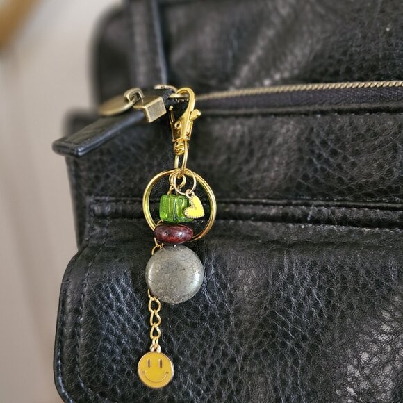 Green Glass, Wood & Metal Beaded Keychain with Gold Heart and Smile Charms - Picture 5 of 7